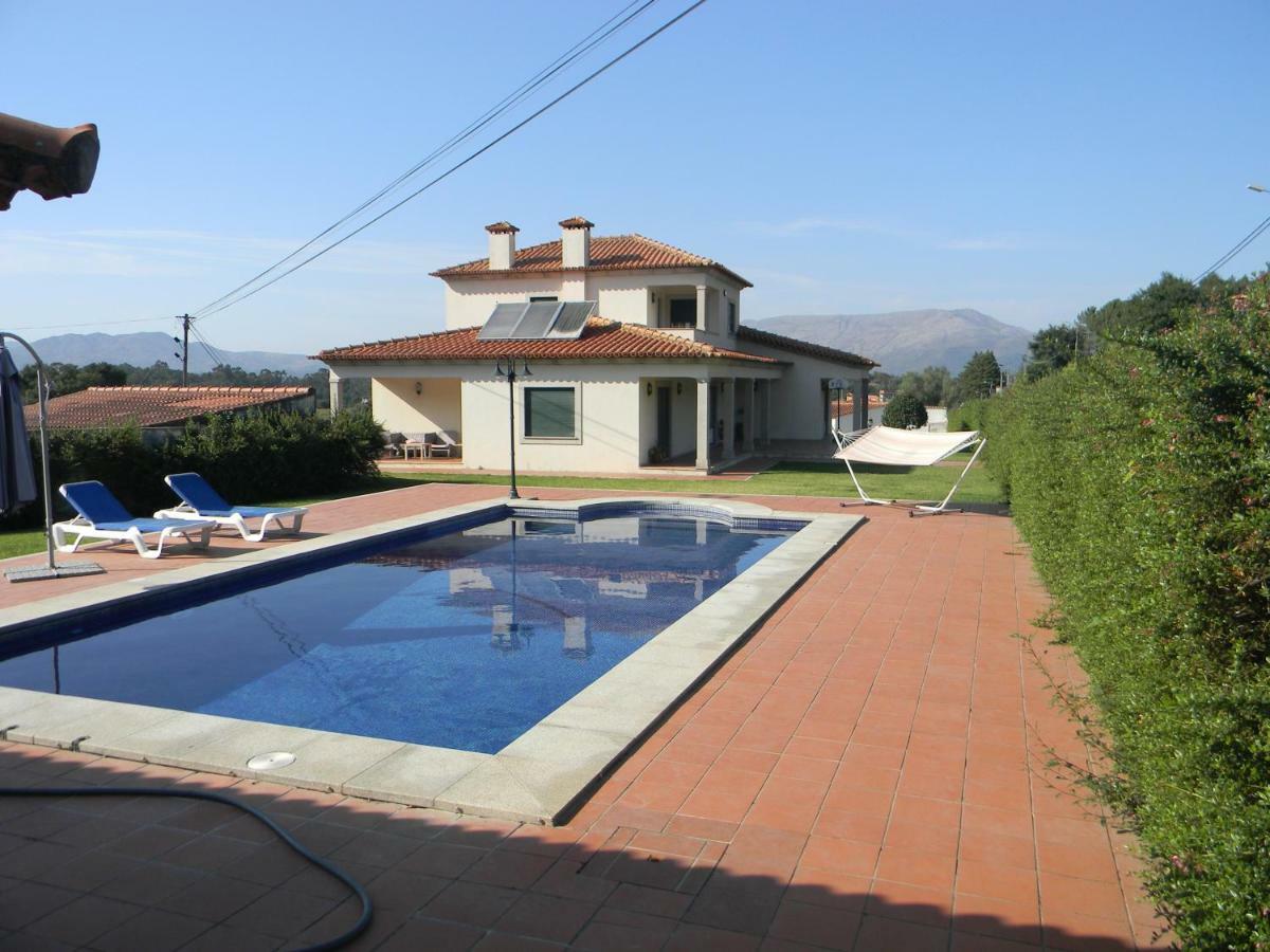 فندق Casa Estrada Da Guia فيانا دو كاستيلو المظهر الخارجي الصورة