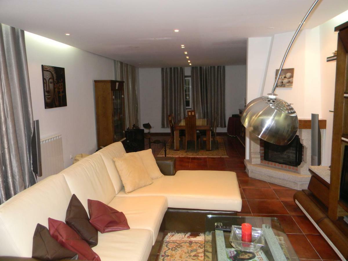 فندق Casa Estrada Da Guia فيانا دو كاستيلو المظهر الخارجي الصورة